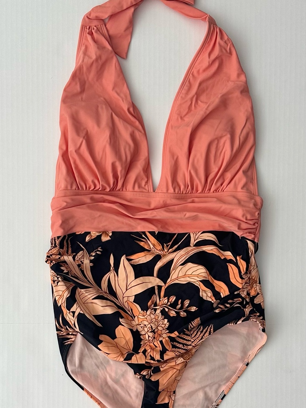 Cupshe Coral Peach Floral V-Neck Halter One-Piece